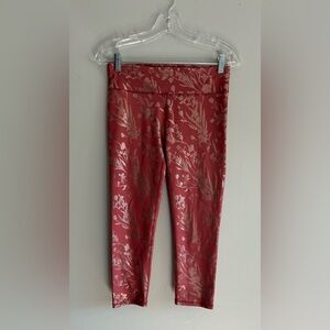 Fabletics Women’s Small Metallic Floral High-Waisted Capri Leggings Pink Gold